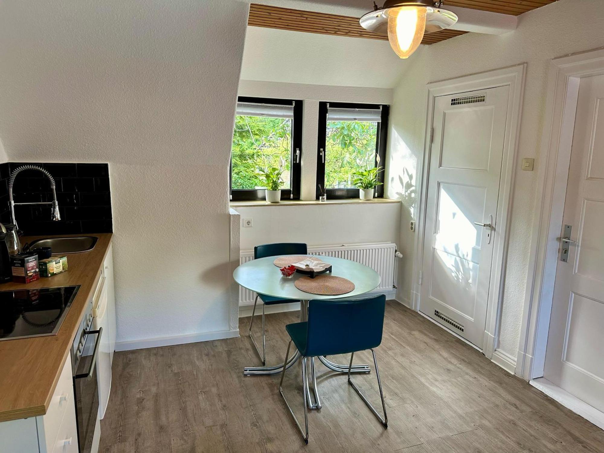 Idyllisches Zentrales Appartment - 24 H Check Inn Flensbourg Extérieur photo