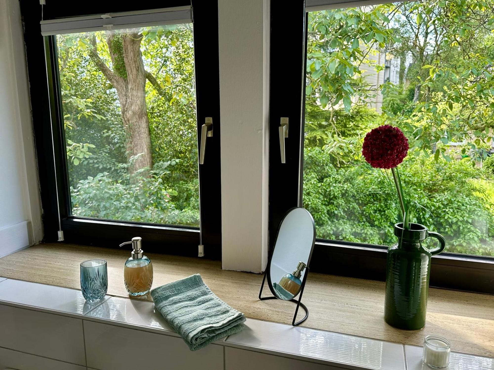 Idyllisches Zentrales Appartment - 24 H Check Inn Flensbourg Extérieur photo
